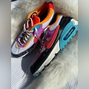 Nike Women's Air Max Sneakers in Multicolor (NWOT)